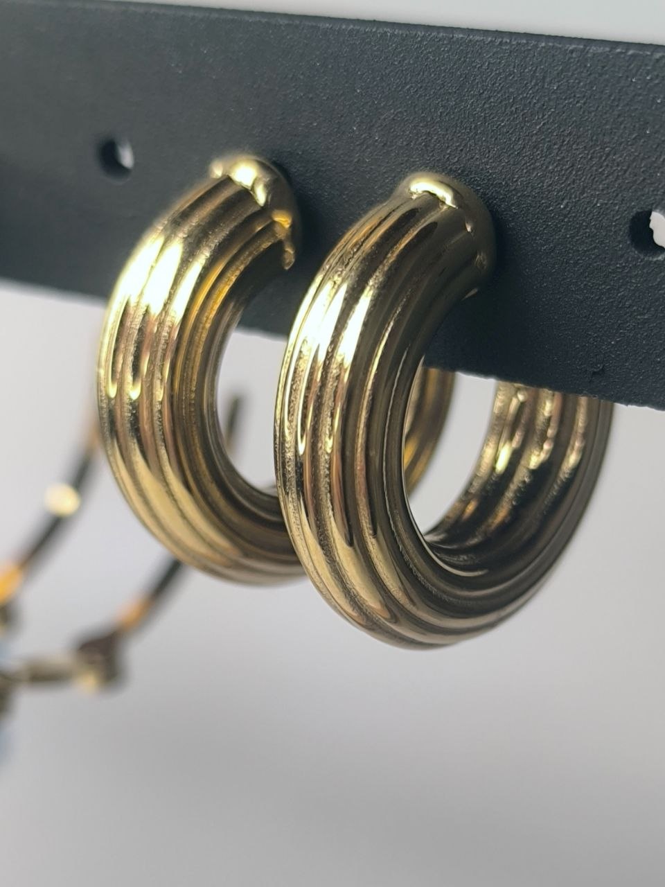 ZAG Bijoux Creole Earrings