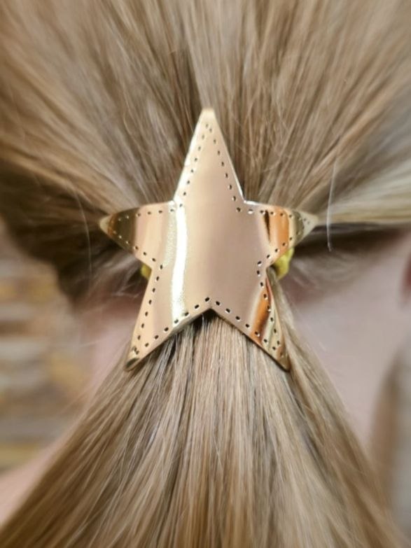 Zag Bijoux Hair Clip